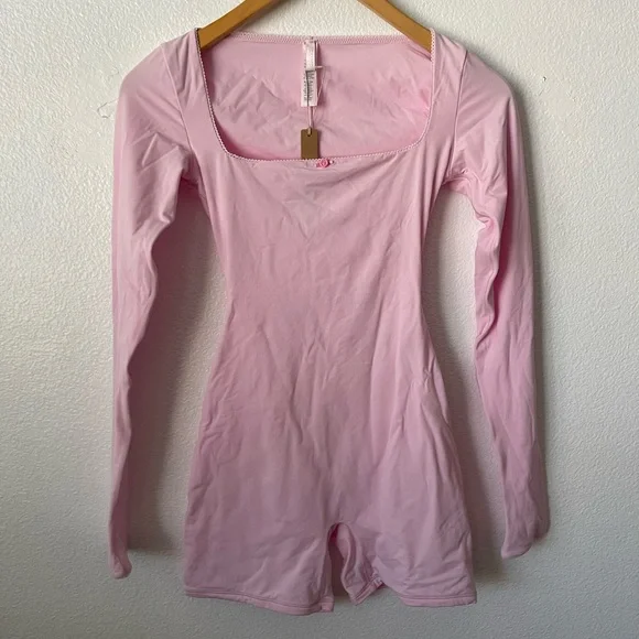 Skims Cherry Blossom Tonal Fits Everybody Picot Long Sleeve One Z Women's Sz XS - Picture 2 of 8
